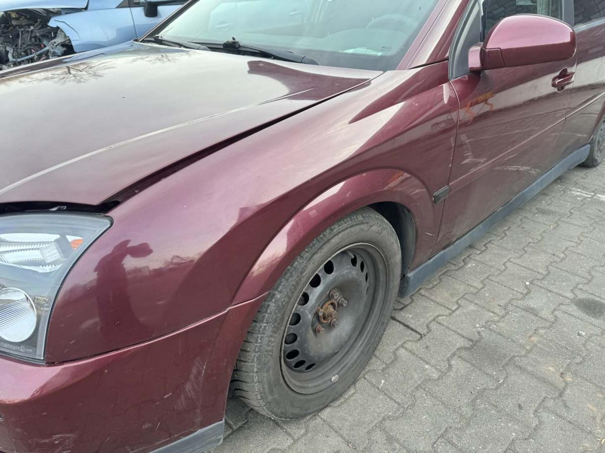 Opel Vectra C original Kotfl&uuml;gel vorn links Z594 Rubinrot Modell bis 06/2005 Bj.2005